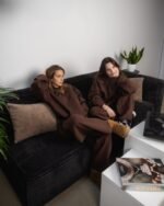 CRYSTALAND DARK CHOCOLATE SWEATPANTS - obrazek 2