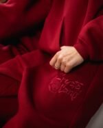 CRYSTALAND BURGUNDY SWEATPANTS - obrazek 3