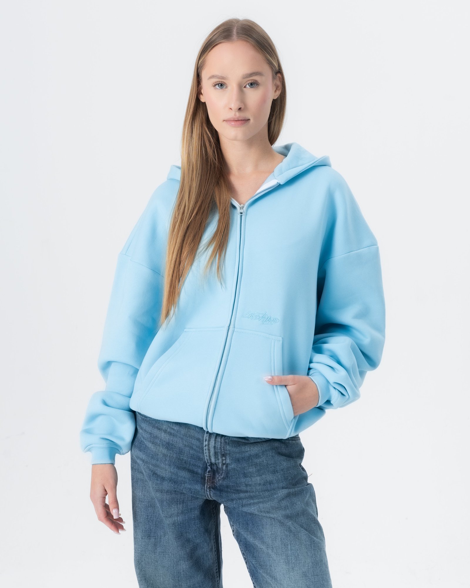 Crystaland_export-109_e0232578-b1fc-4fbd-81c9-ad4c3eba02cb CRYSTALAND ESSENTIAL BABY BLUE ZIP HOODIE - obrazek 1
