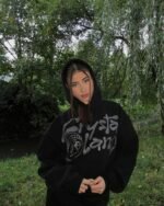 CRYSTALAND BLACK HOODIE - obrazek 6
